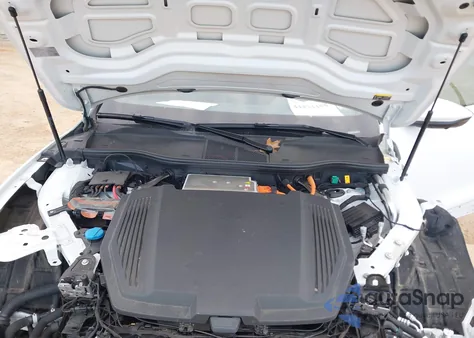 2024 Audi Q8 E-Tron S Line Premium Plus Quattro z USA, uszkodzony, nr VIN WA1CAAGE9RB036203